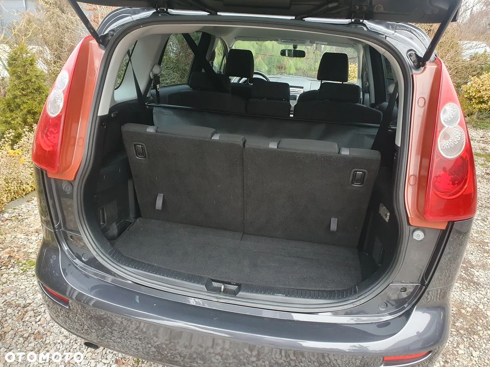 Mazda 5 2.0 Active - 24