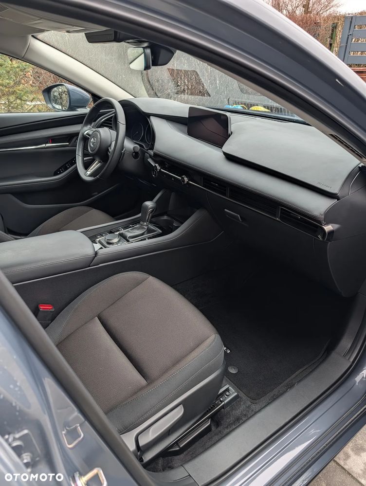Mazda 3 2.0 mHEV Exclusive Line - 18