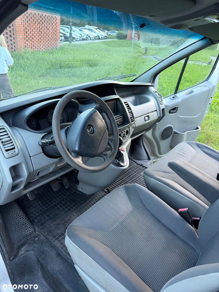 Opel vivaro - 15