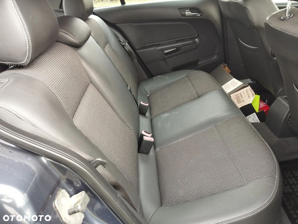 Opel Astra 1.7 CDTI ecoFLEX - 9