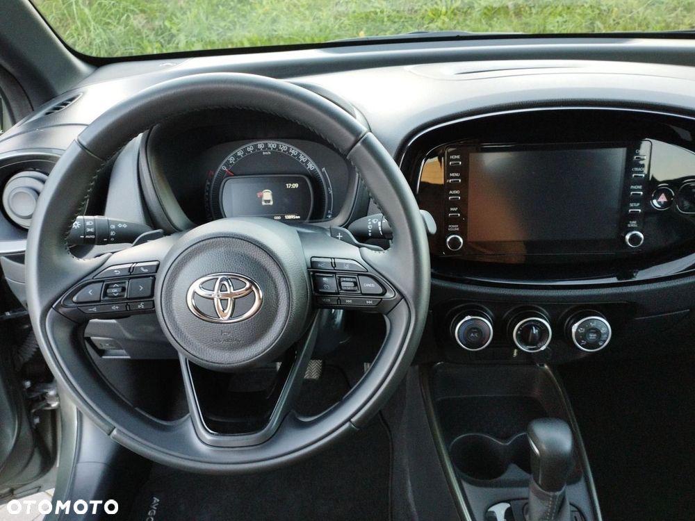 Toyota Aygo X 1.0 VVT-i Style CVT - 11
