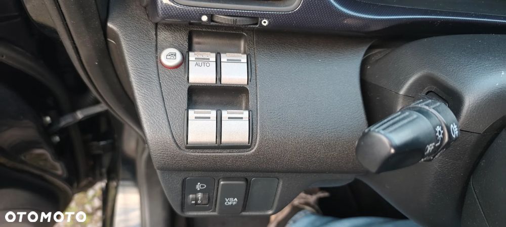 Honda FR-V 1.8 Executive - 15