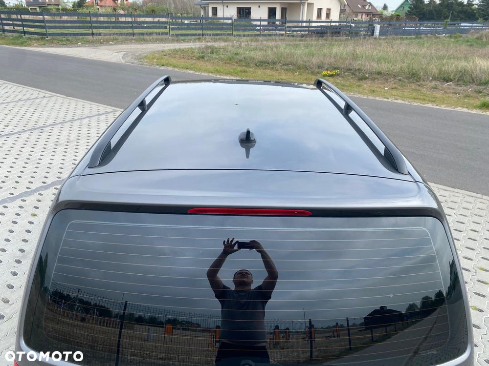 Volkswagen Touran 1.6 TDI DPF DSG Highline - 7