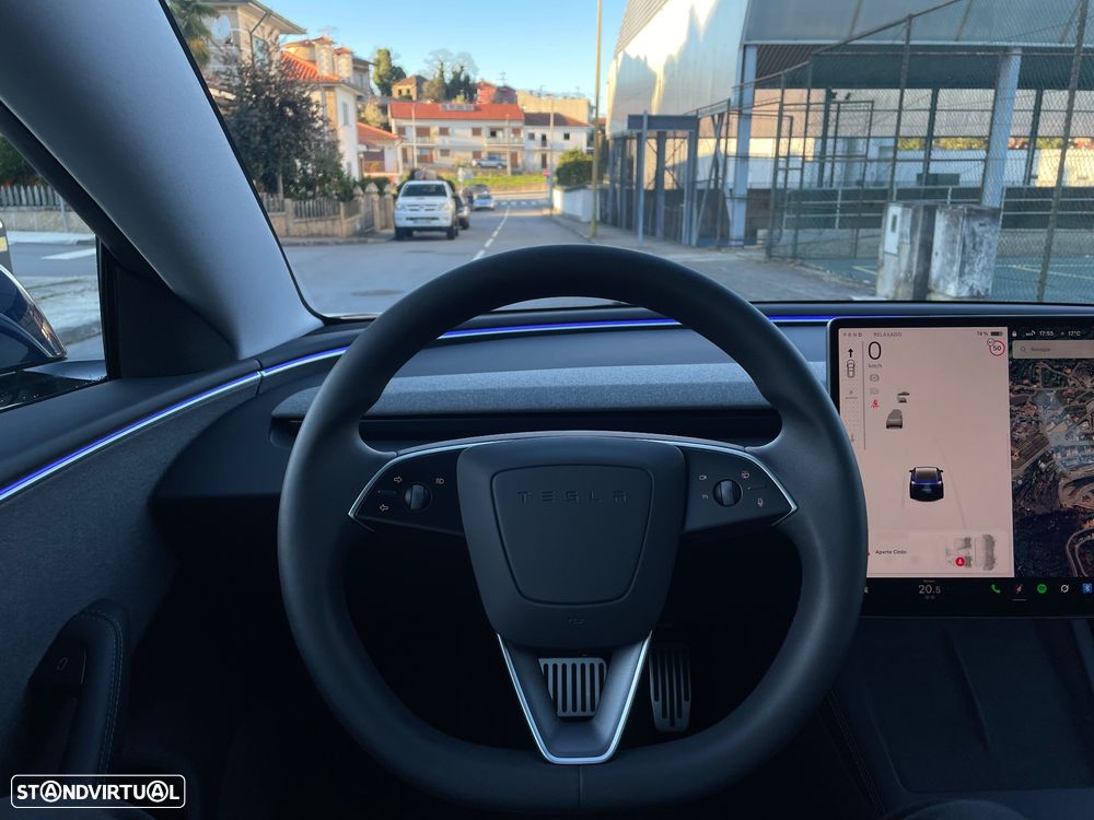 Tesla Model 3 Tração Traseira Premium - 29