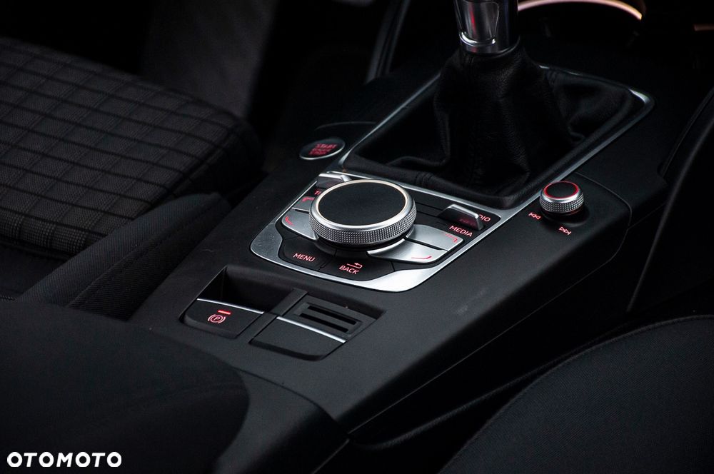 Audi A3 Sportback 2.0 TDI quattro sport - 21