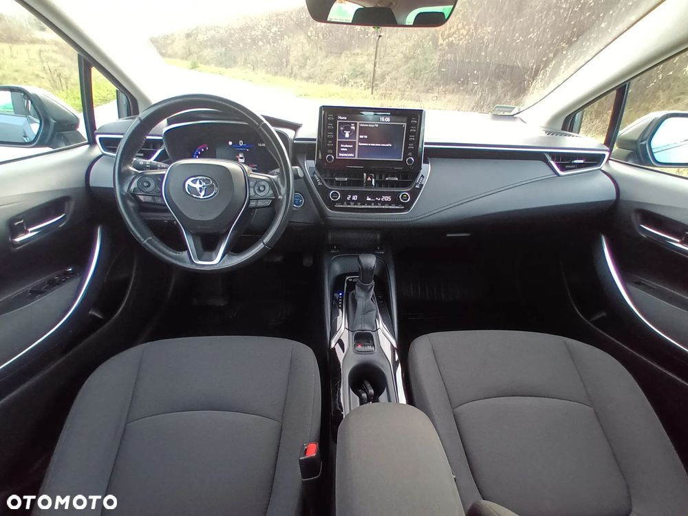 Toyota Corolla 1.8 Hybrid Comfort - 31