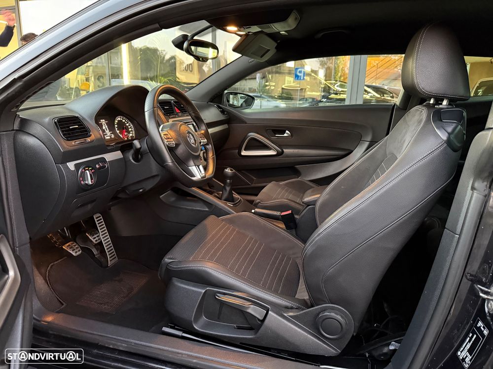 VW Scirocco 2.0 TDI Sport - 13