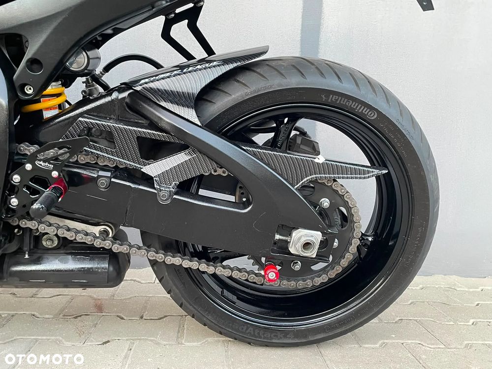 Suzuki GSX-R - 14