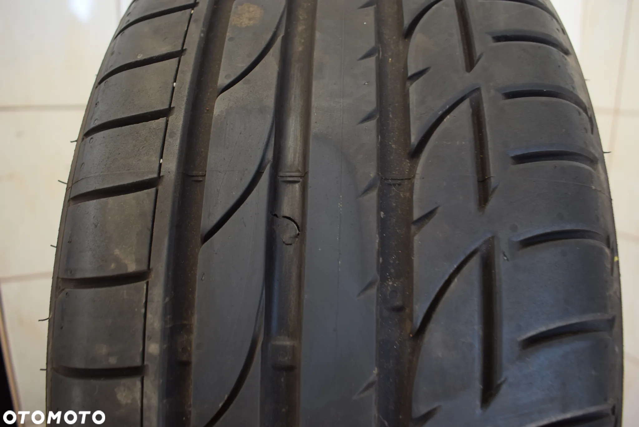 R19 225/40 Bridgestone Potenza S001 Cena za komplet - 12