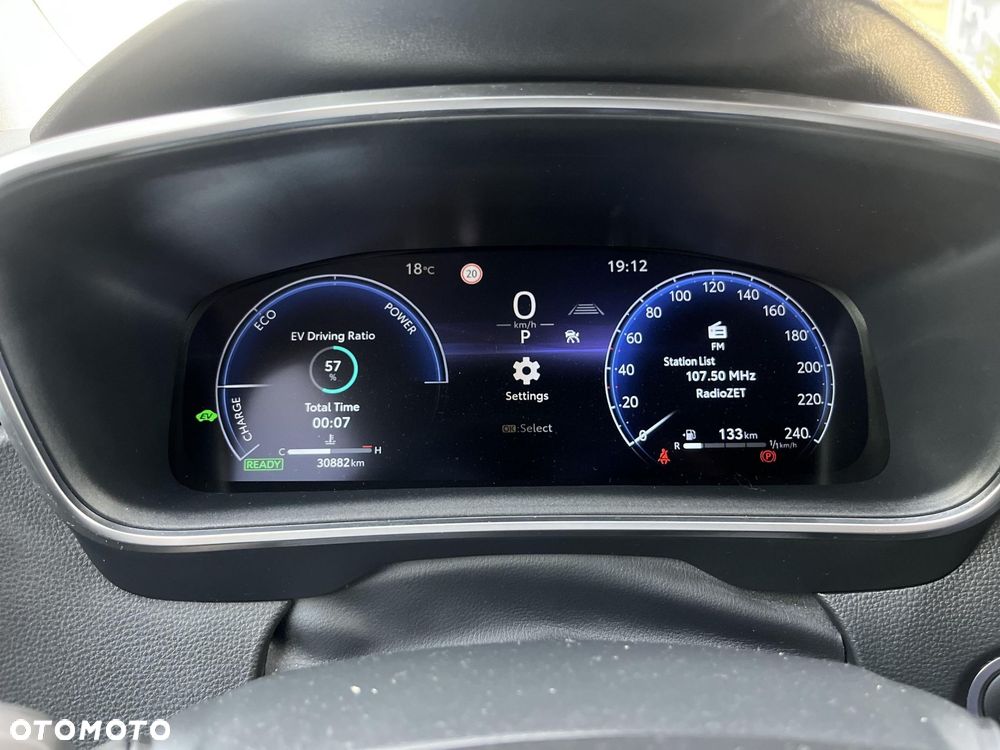 Toyota Corolla 1.8 Hybrid Style - 17