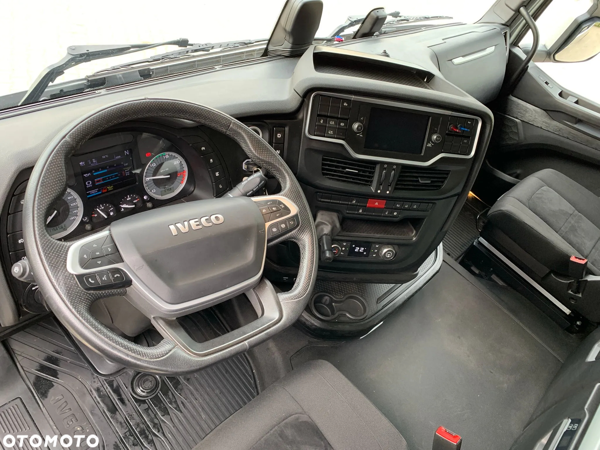 Iveco S-WAY 4x4H EURO6 - 27