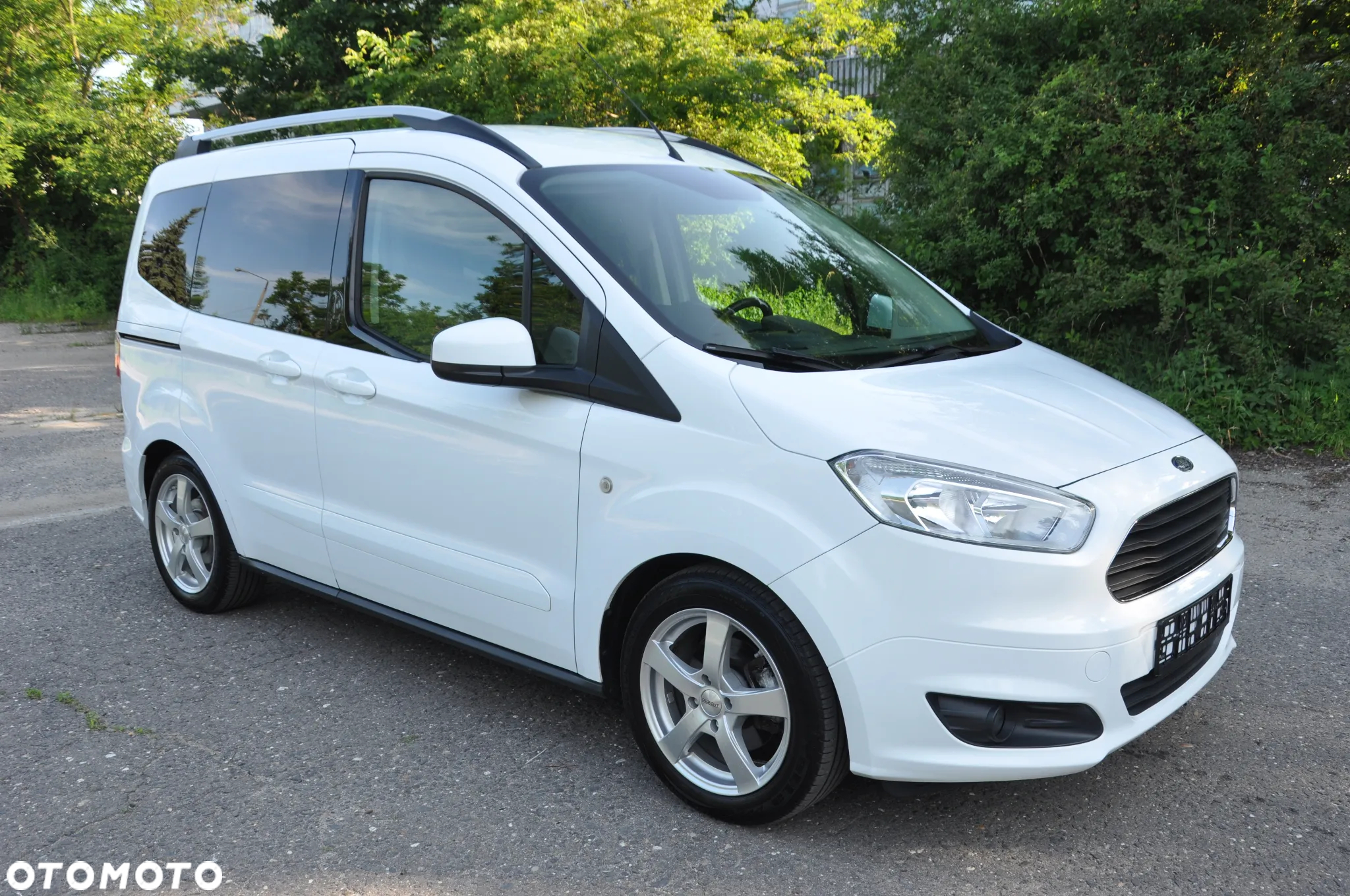 Ford Tourneo Courier - 8