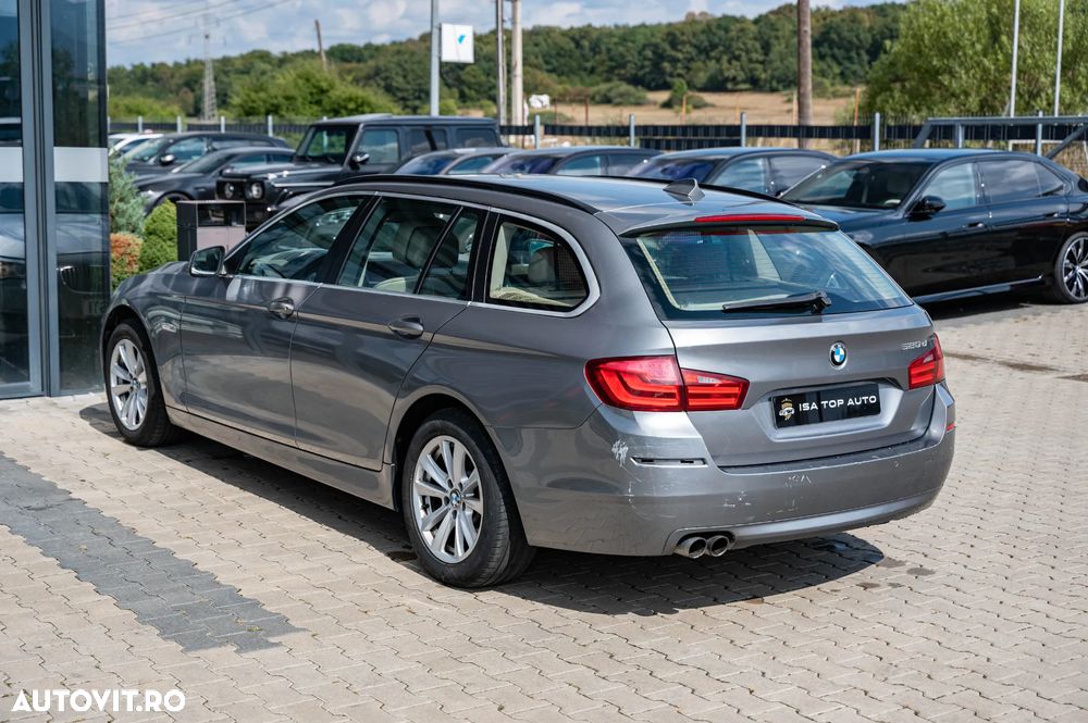 BMW Seria 5 520d - 12