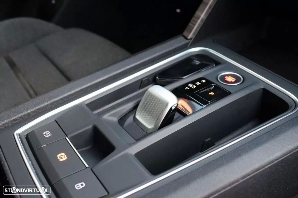 SEAT Leon 1.4 e-Hybrid Xcellence DSG - 12