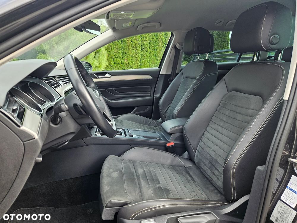 Volkswagen Passat - 30