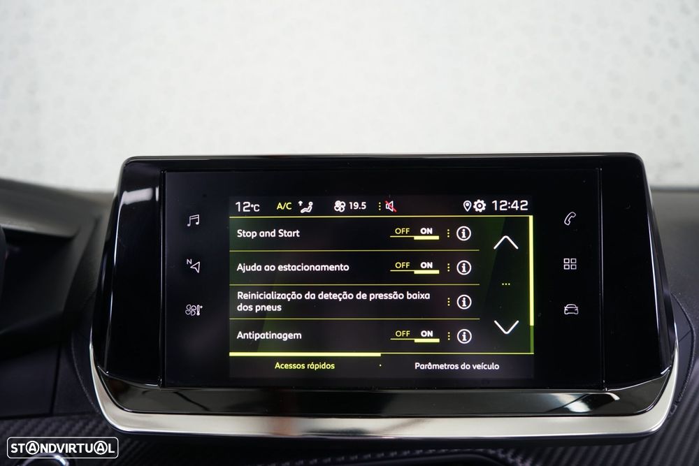 Peugeot 2008 1.2 PureTech Allure Pack - 34