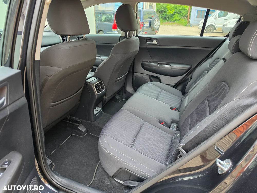 Kia Sportage 2,0 CRDI 2WD Vision - 4