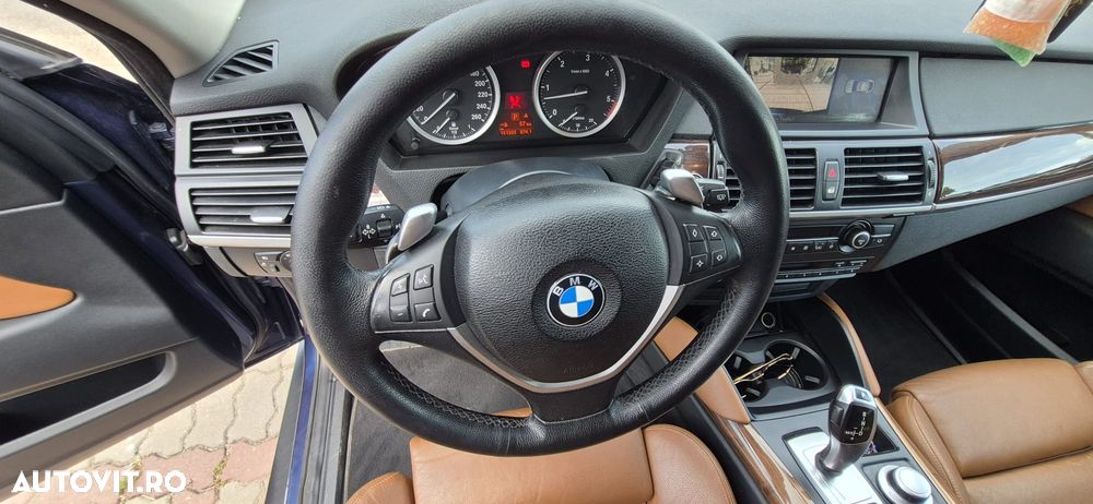BMW X6 - 10