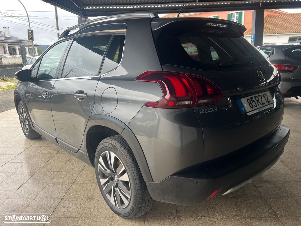 Peugeot 2008 1.2 PureTech Allure - 26