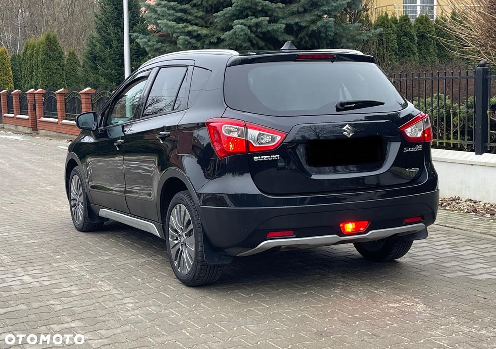 Suzuki SX4 S-Cross 1.6 DDiS TCSS 4x4 Comfort+ - 10