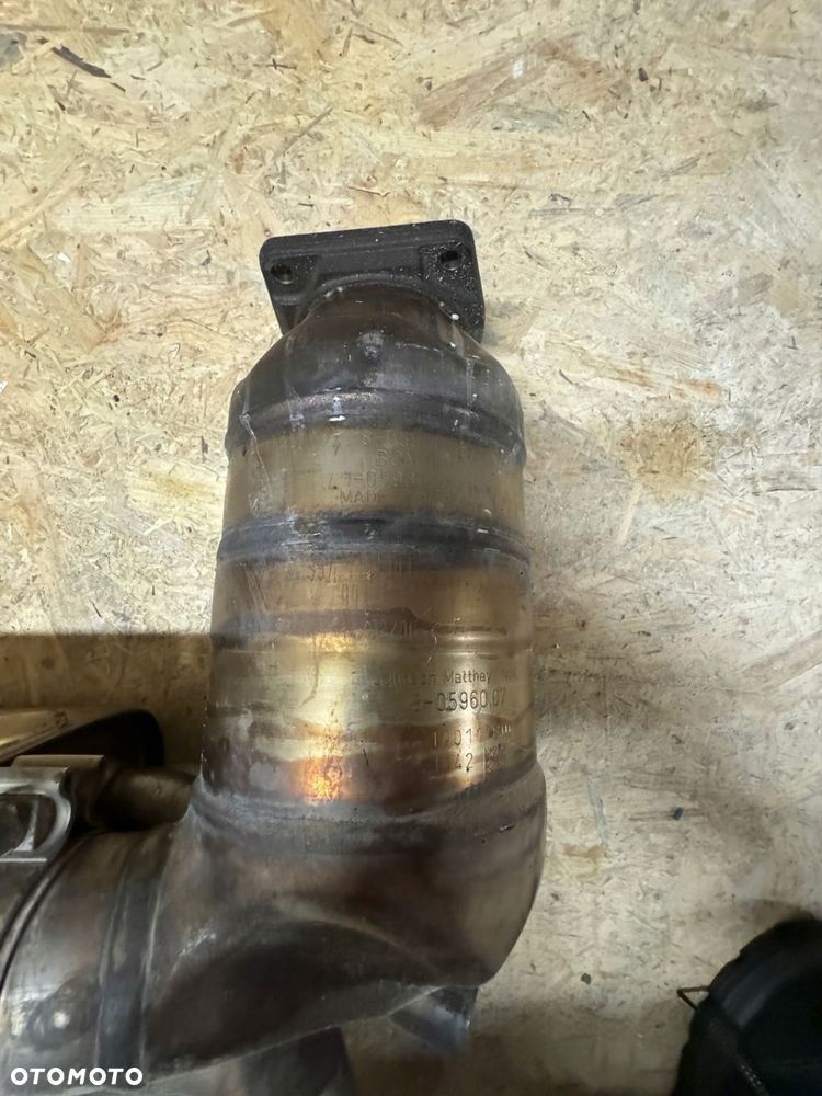 PORSCHE 991 Turbo Turbo S katalizator lewy jak nowy - 1