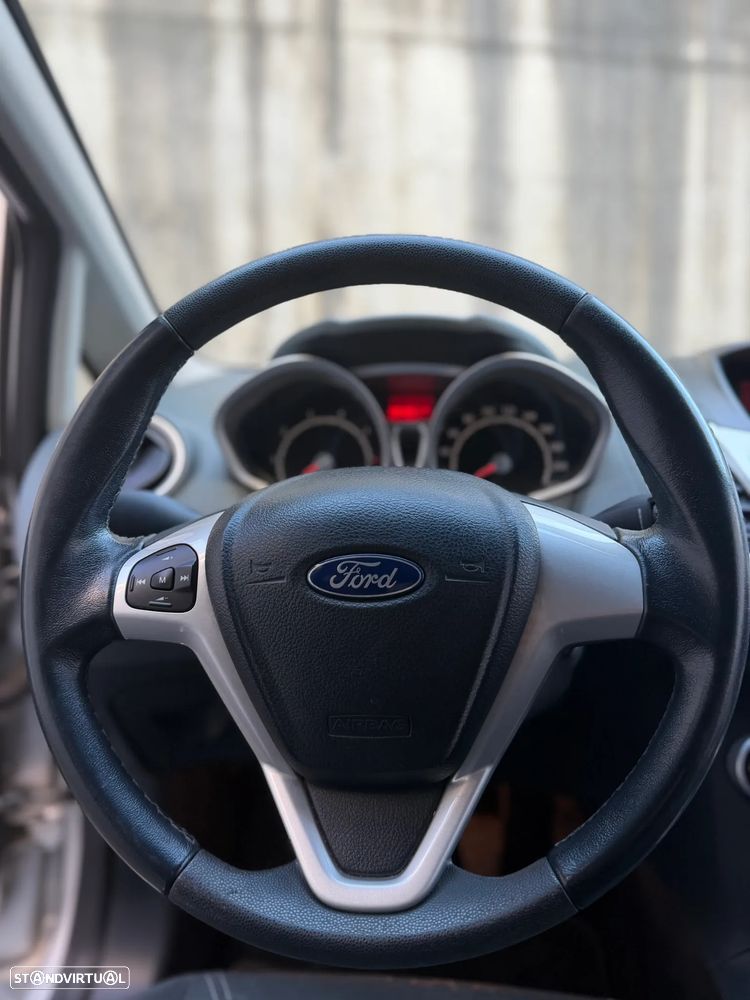 Ford Fiesta 1.25 Titanium - 13