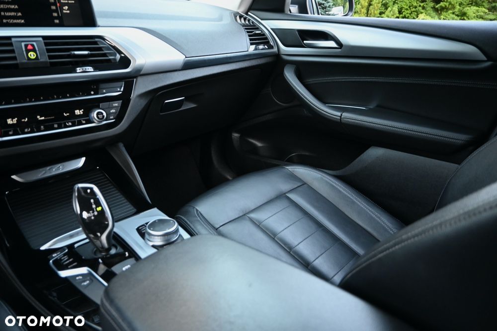 BMW X4 xDrive20d - 22