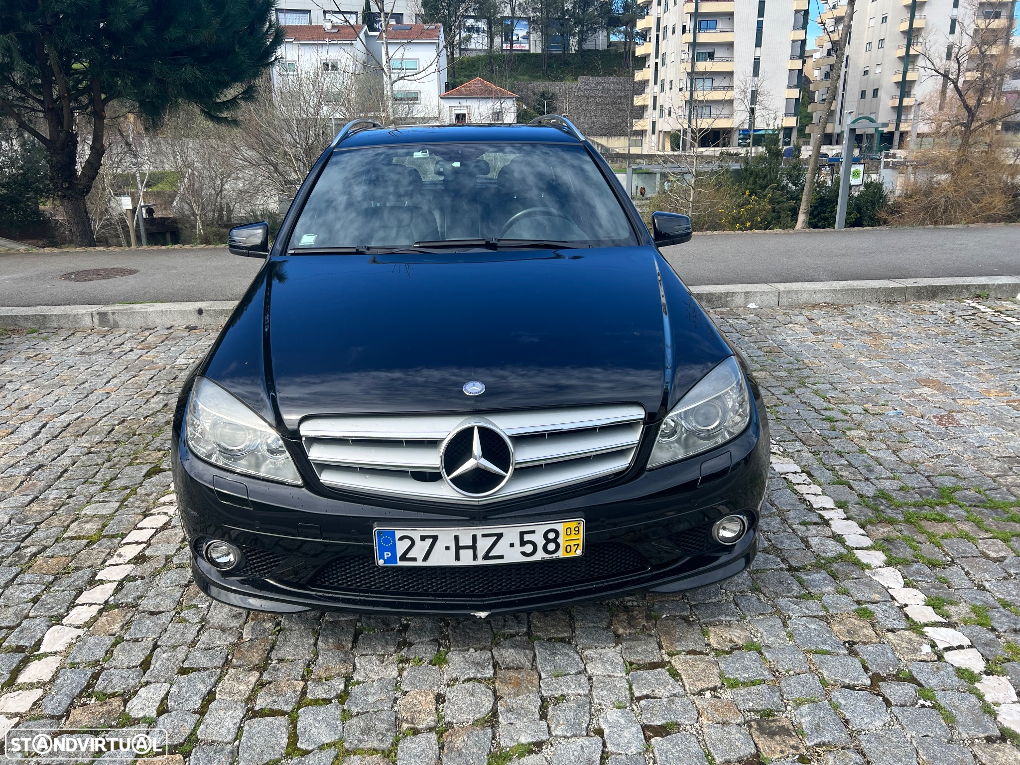 Mercedes-Benz 220 - 3