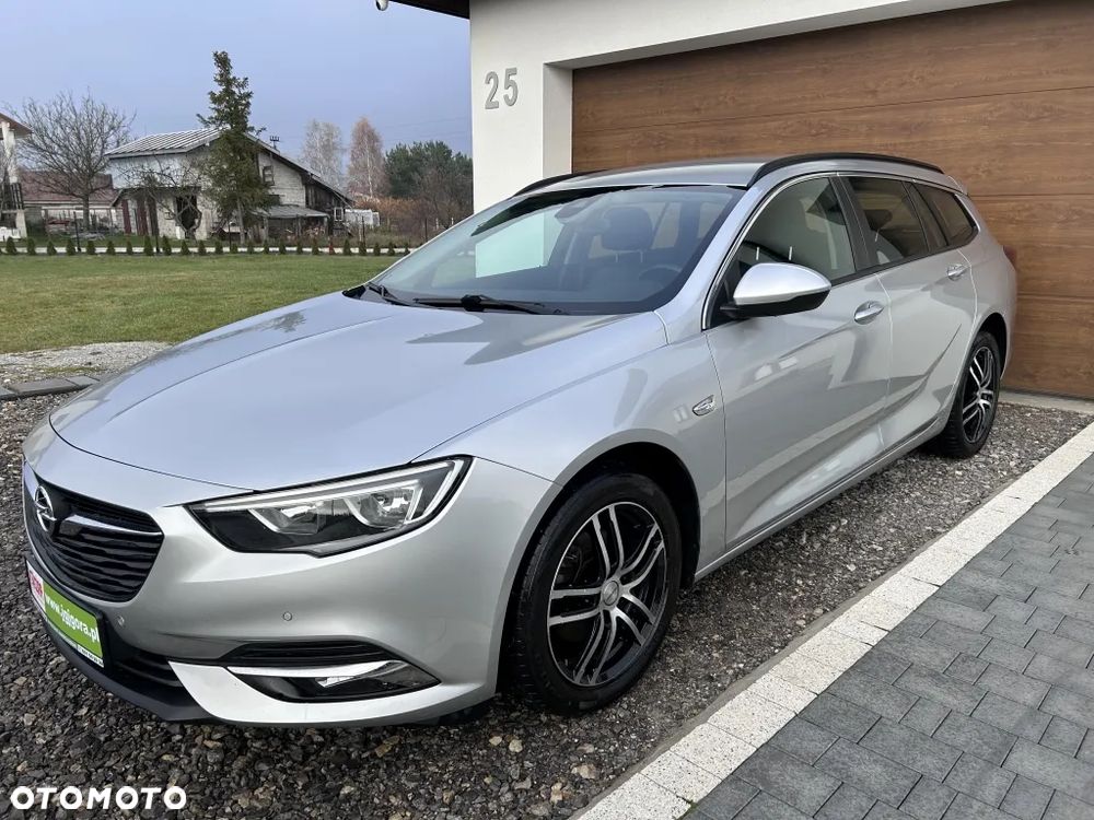 Opel Insignia Grand Sport 1.6 Diesel Business Edition - 1