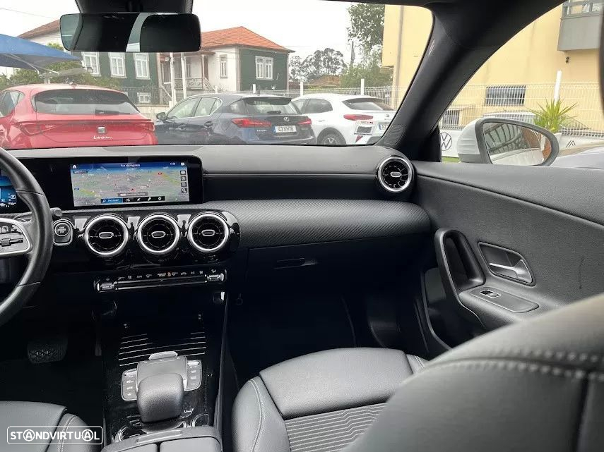 Mercedes-Benz CLA 250 e Shooting Brake Style Plus - 13