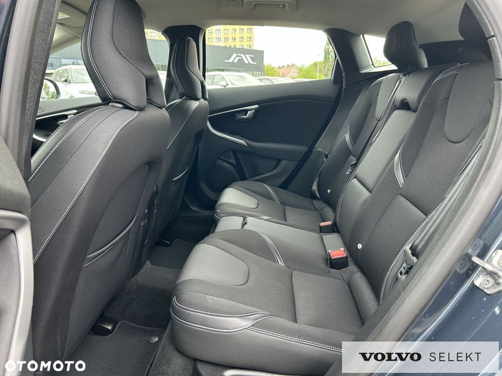 Volvo V40 - 22