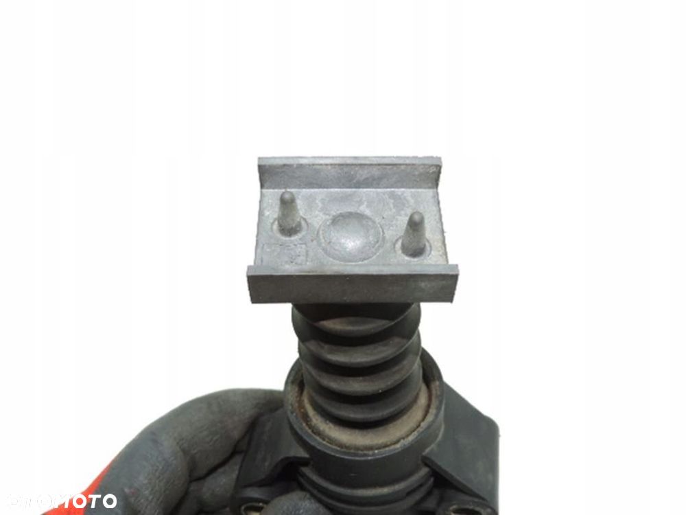 WYSPRZĘGLIK SPRZĘGŁA VW GOLF IV 1.4 16V - 6