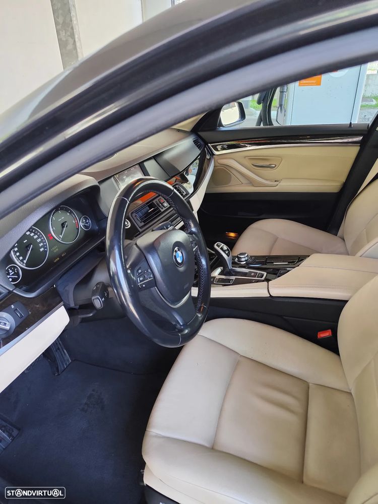 BMW 520 d Auto - 12