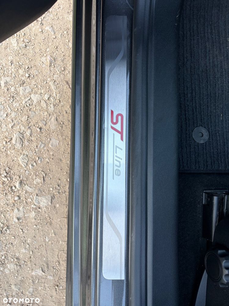 Ford Focus 1.5 EcoBoost STart-Stopp-System ST-LINE - 13