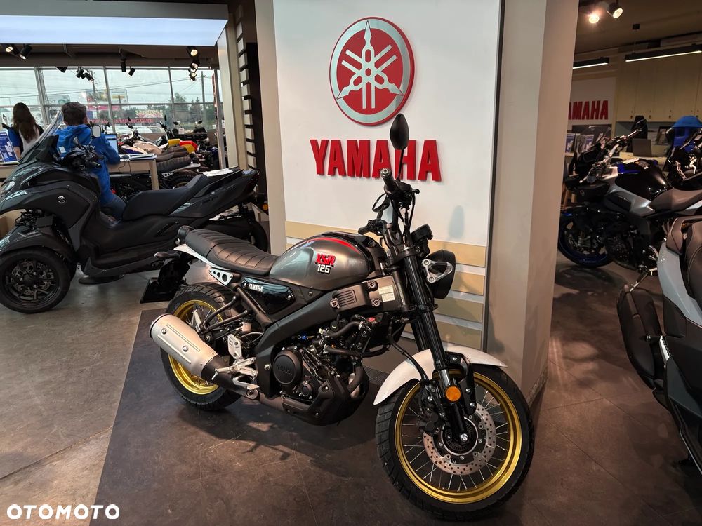 Yamaha XSR - 6