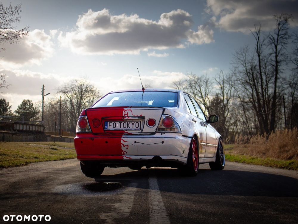 Lexus IS 200 Classic - 8