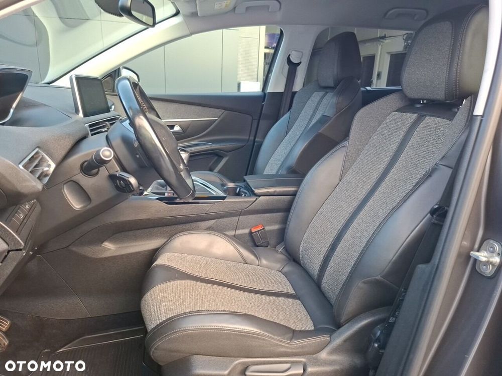 Peugeot 5008 1.5 BlueHDi Allure S&S - 10