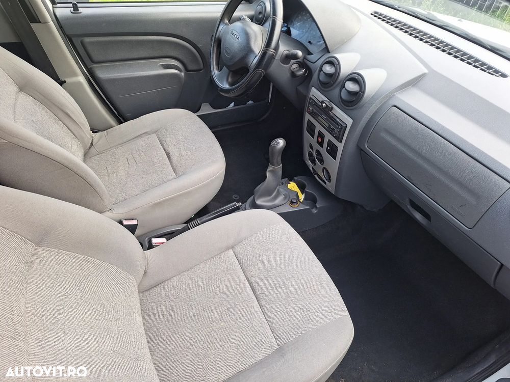 Dacia Pick Up - 6