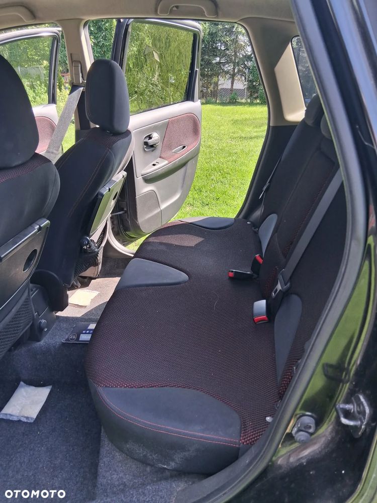 Nissan Note - 5