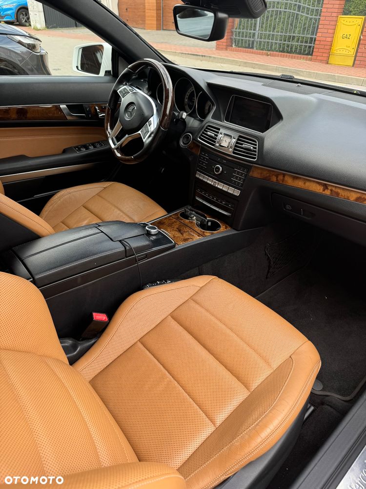 Mercedes-Benz Klasa E 400 Cabrio 7G-TRONIC - 13