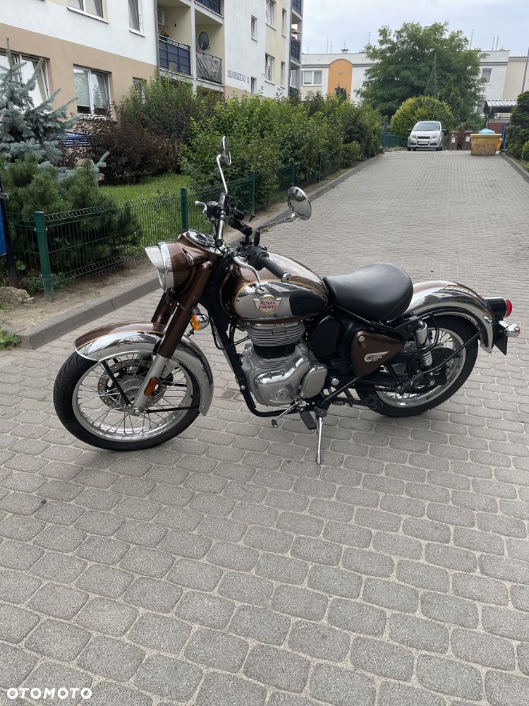 Royal Enfield Classic - 4