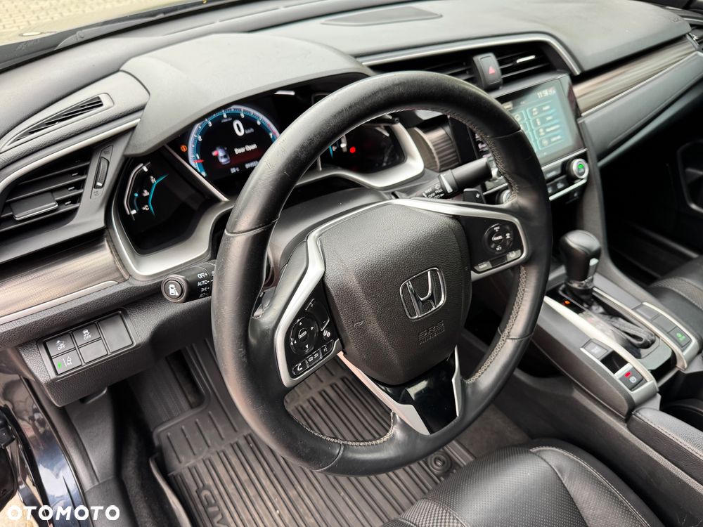 Honda Civic 1.5 i-VTEC Turbo CVT Executive - 18