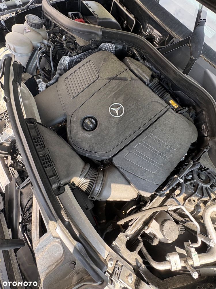 Mercedes-Benz GLC 200 4Matic 9G-TRONIC Edition Avantgarde - 28