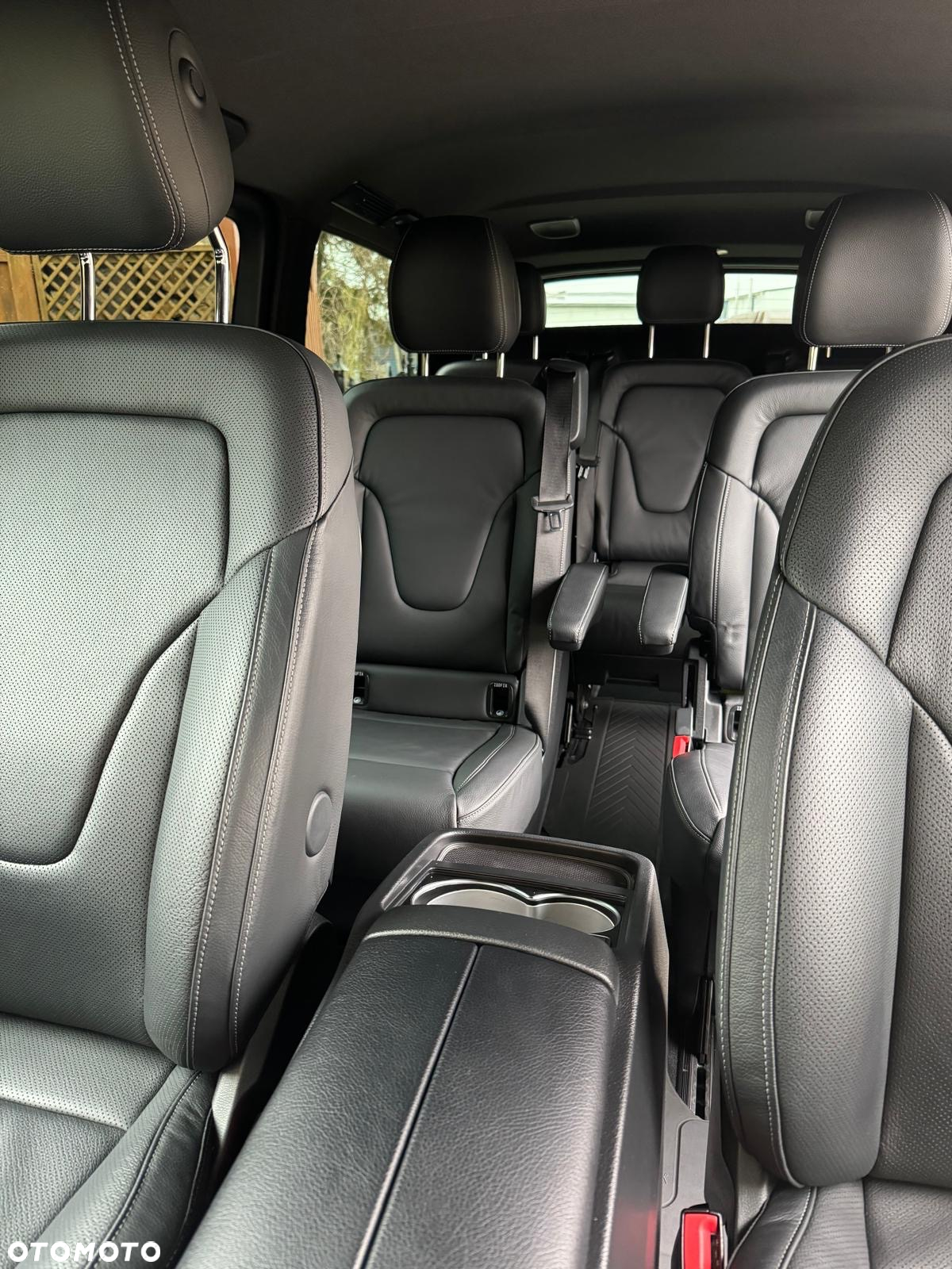 Mercedes-Benz Klasa V 250 d 4-Matic Exclusive 7G-Tronic - 28