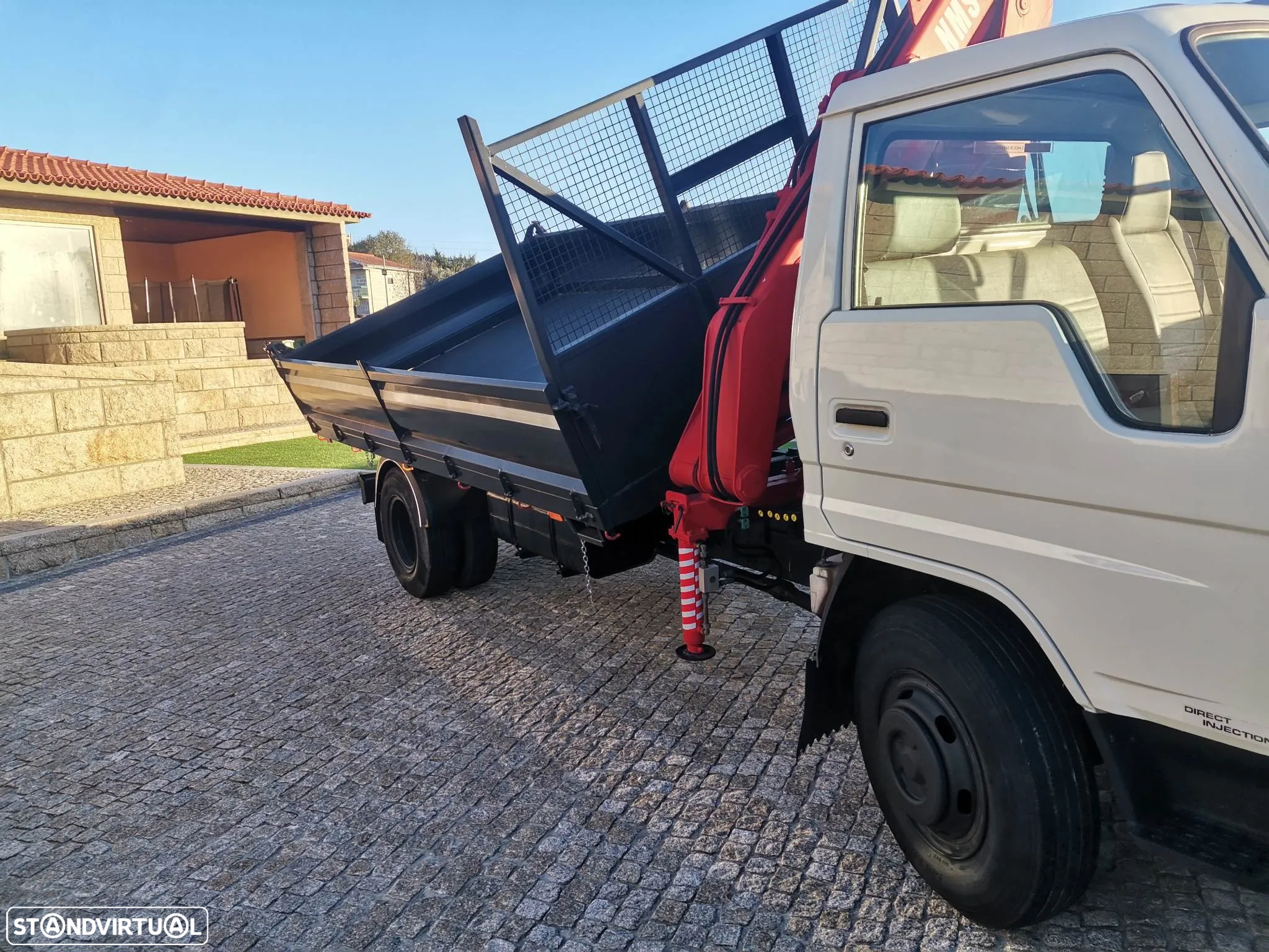 Toyota DYNA ( 32 BUN5) 7.0 - 7