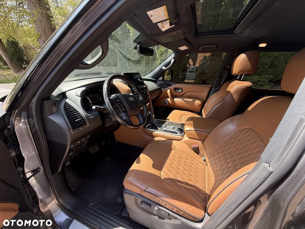 Infiniti QX80 - 6