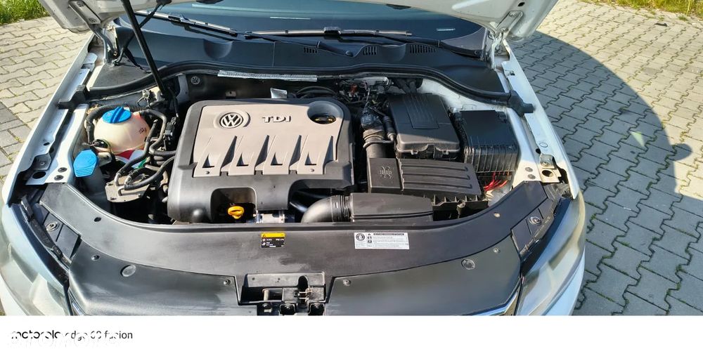 Volkswagen Passat 1.6 TDI Trendline - 17