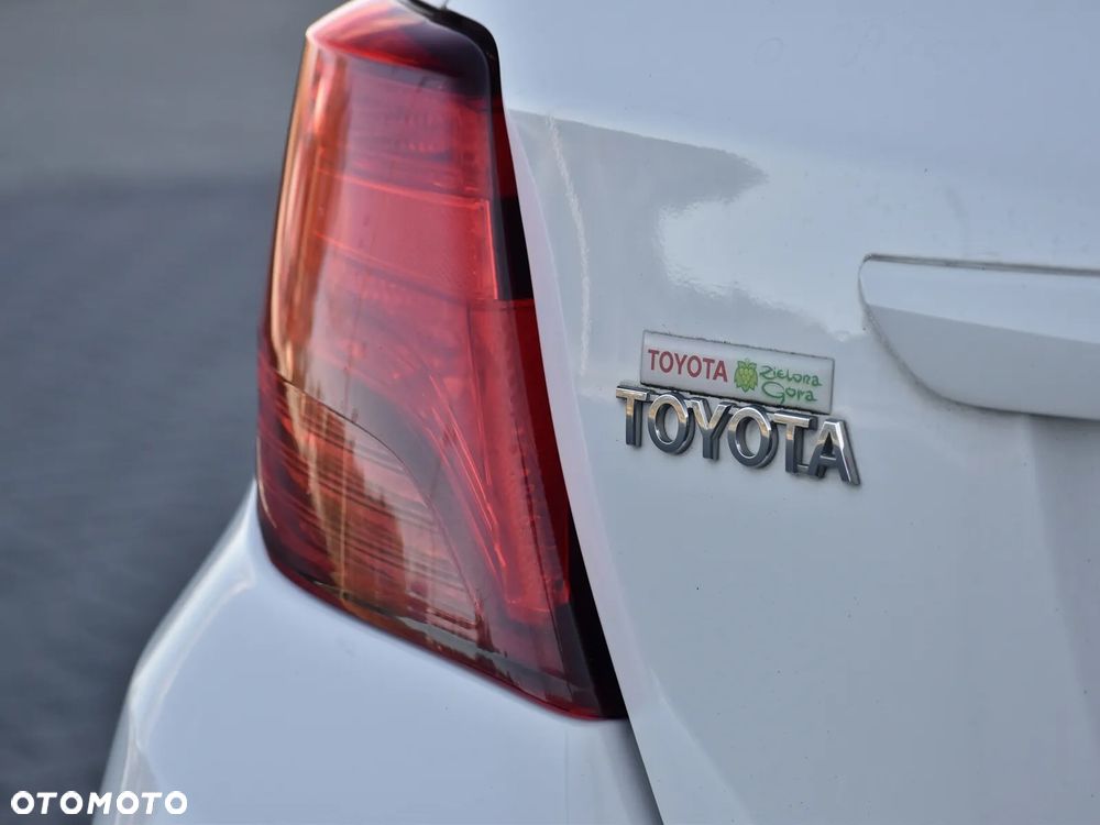 Toyota Yaris 1.0 Active EU6 - 10