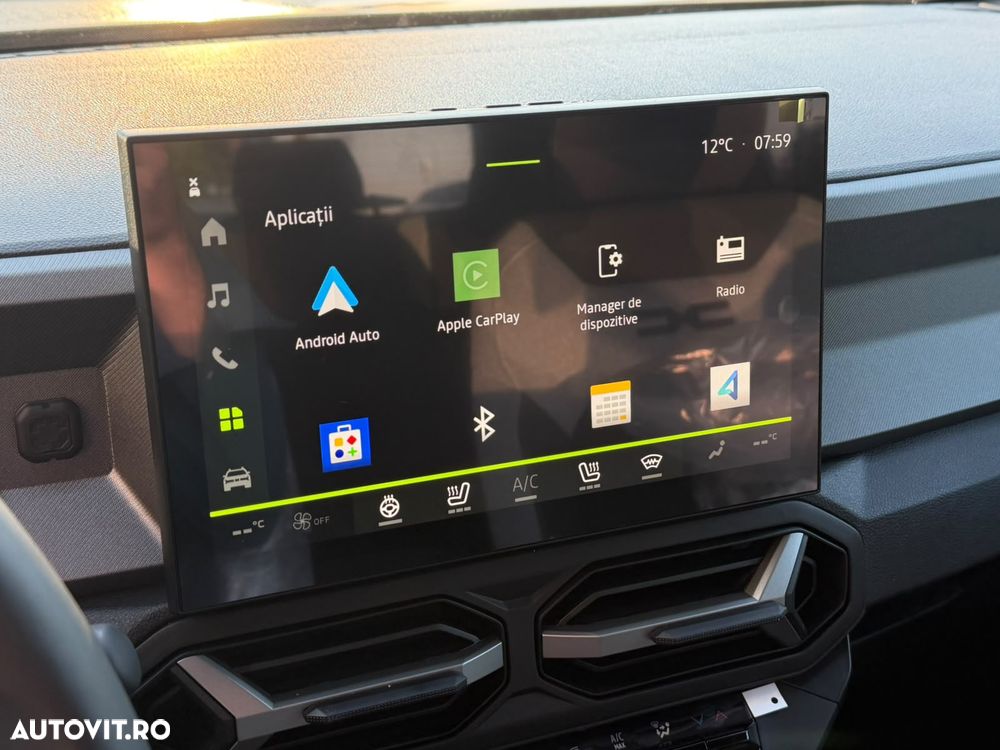 Dacia Bigster HEV 155 Journey - 11