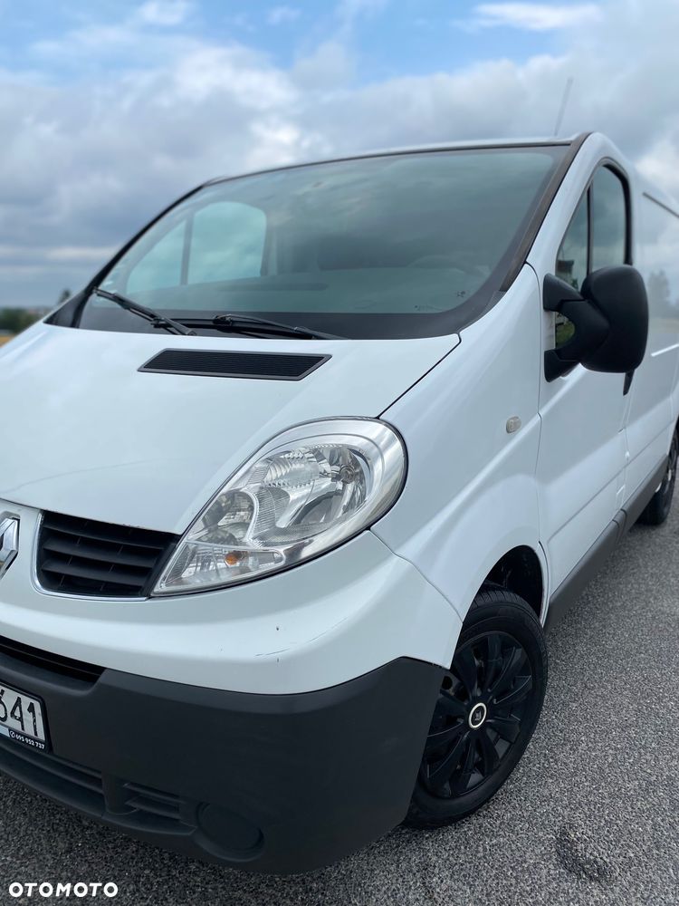 Renault Trafic - 2